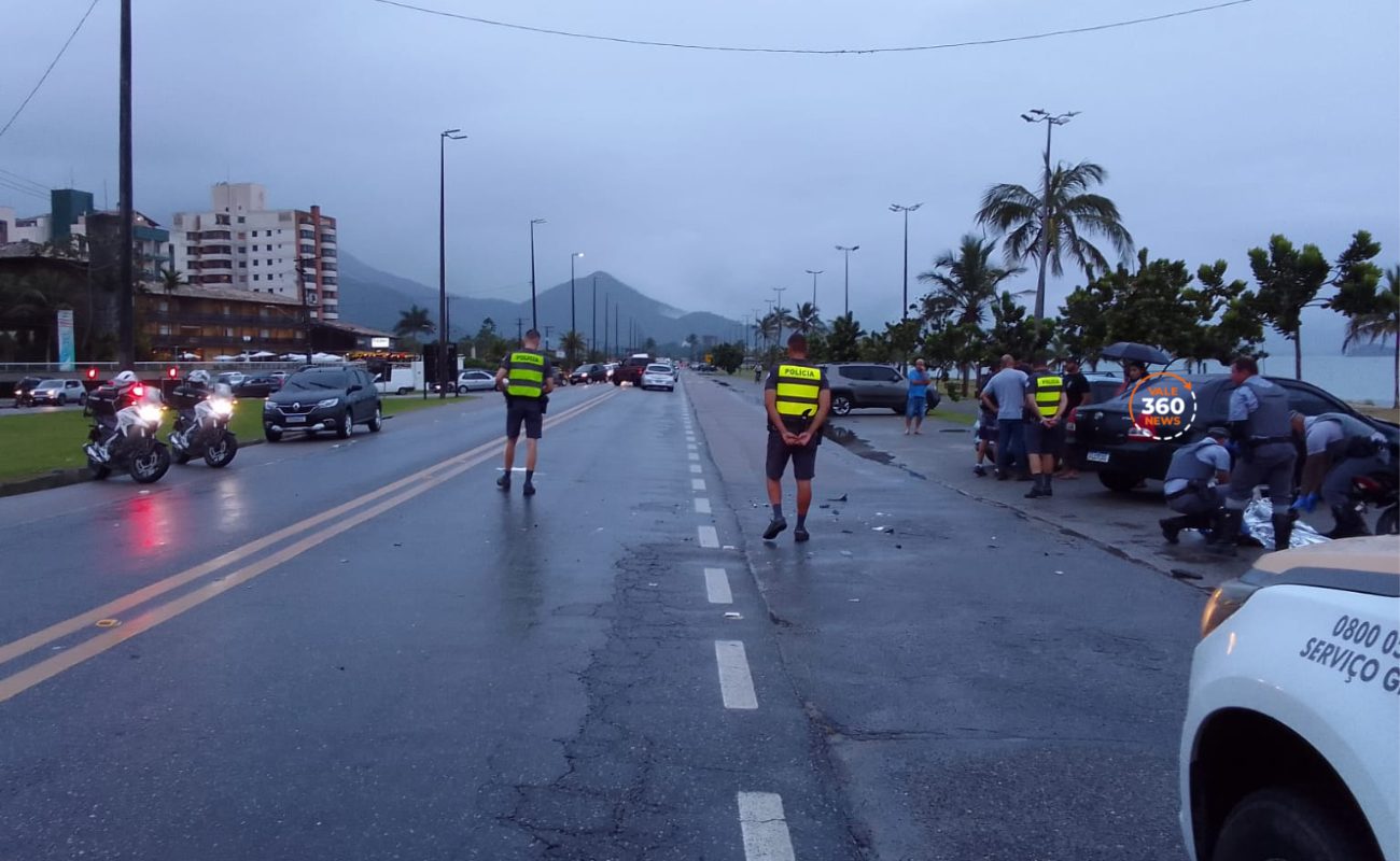 Adolescente, de 16 anos, morre em colisão de moto contra carro na Rio-Santos em Caraguatatuba