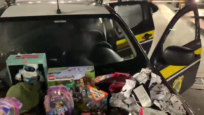 VÍDEO: PRF prende casal colombiano que fez vários furtos a lojas de shopping em São José dos Campos