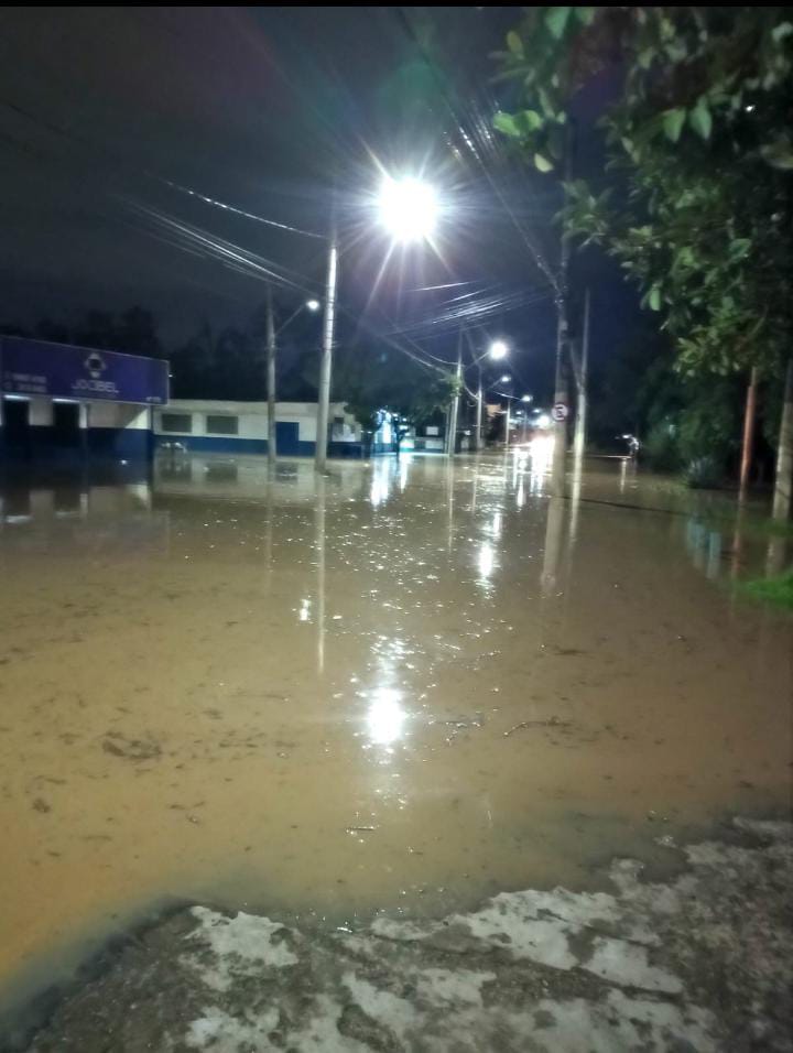 Prefeito de São José dos Campos se emudece com enchentes em todas as regiões da cidade