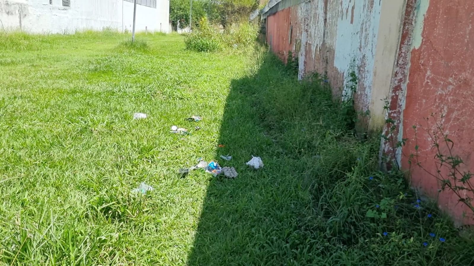 Moradores reclamam do abandono da Prefeitura de São José dos Campos em áreas do Jardim Esplanada