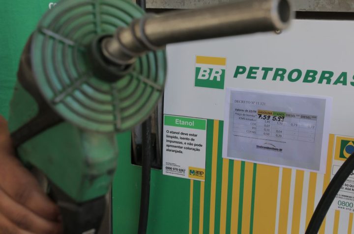 Petrobras reduz em R$ 0,18 o preço do diesel nas distribuidoras