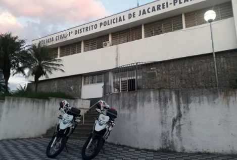 Homem é encontrado morto em Jacareí e rastro de sangue é observado na casa da ex-companheira da vítima