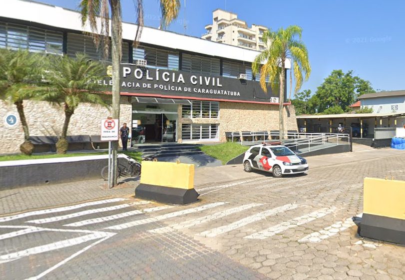 Bandidos encapuzados roubam ex-prefeito de Caraguatatuba e são presos em fuga pela rodovia dos Tamoios