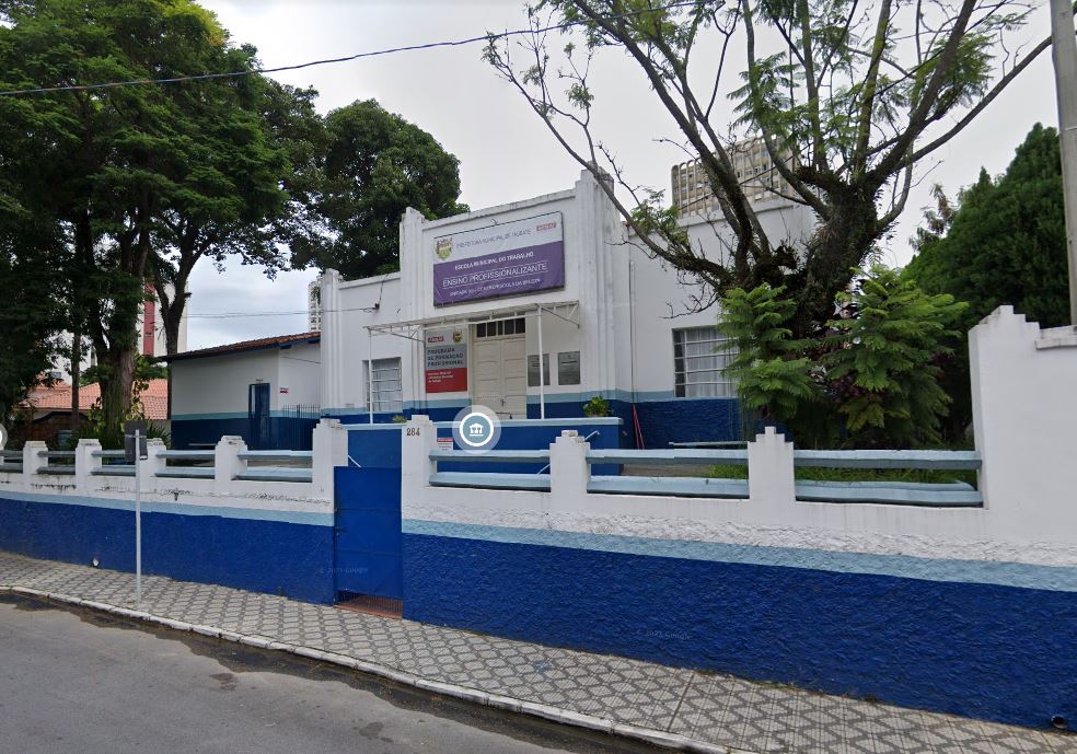 Escolas do Trabalho em Taubaté oferecem 750 vagas para cursos gratuitos. Saiba como se inscrever