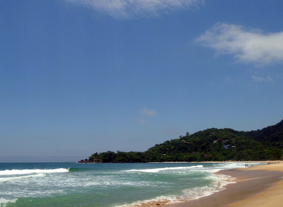 Turista de Indaiatuba morre afogada na Praia de Félix em Ubatuba