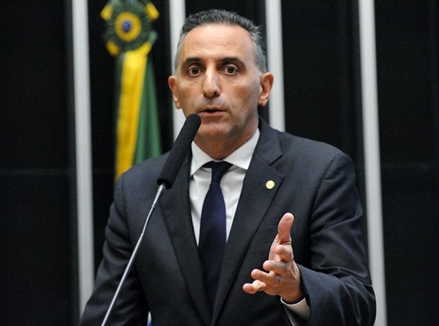 Pesquisa aponta que Eduardo Cury (PSDB) é o preferido da população para voltar à Prefeitura de SJC
