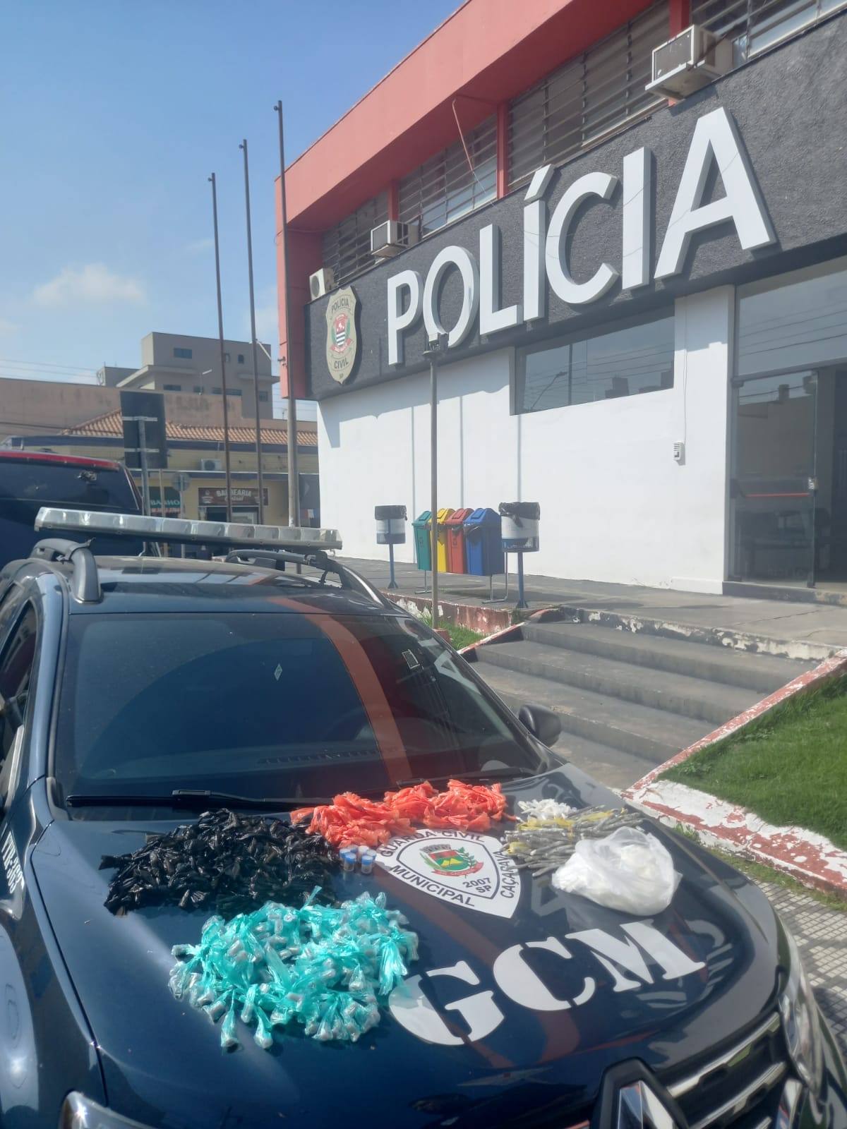 GCM Caçapava prende homem com grande quantidade de drogas