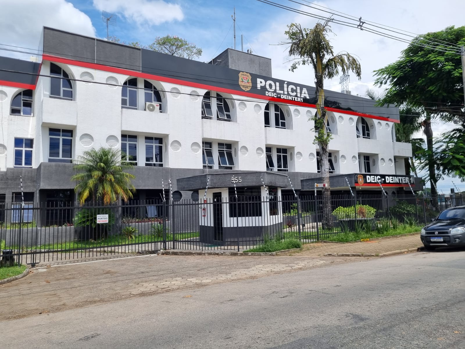 Casal é agredido por esbarrar em carro em região nobre de São José dos Campos