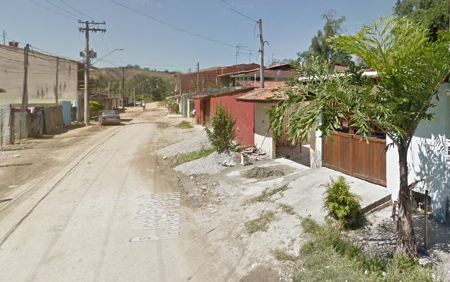 Homem é chamado pelo nome na porta de casa e morto a tiros em Caraguatatuba