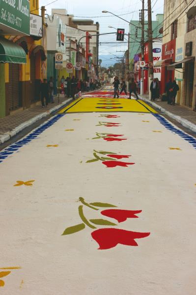 Caçapava prepara decoração de Corpus Christi