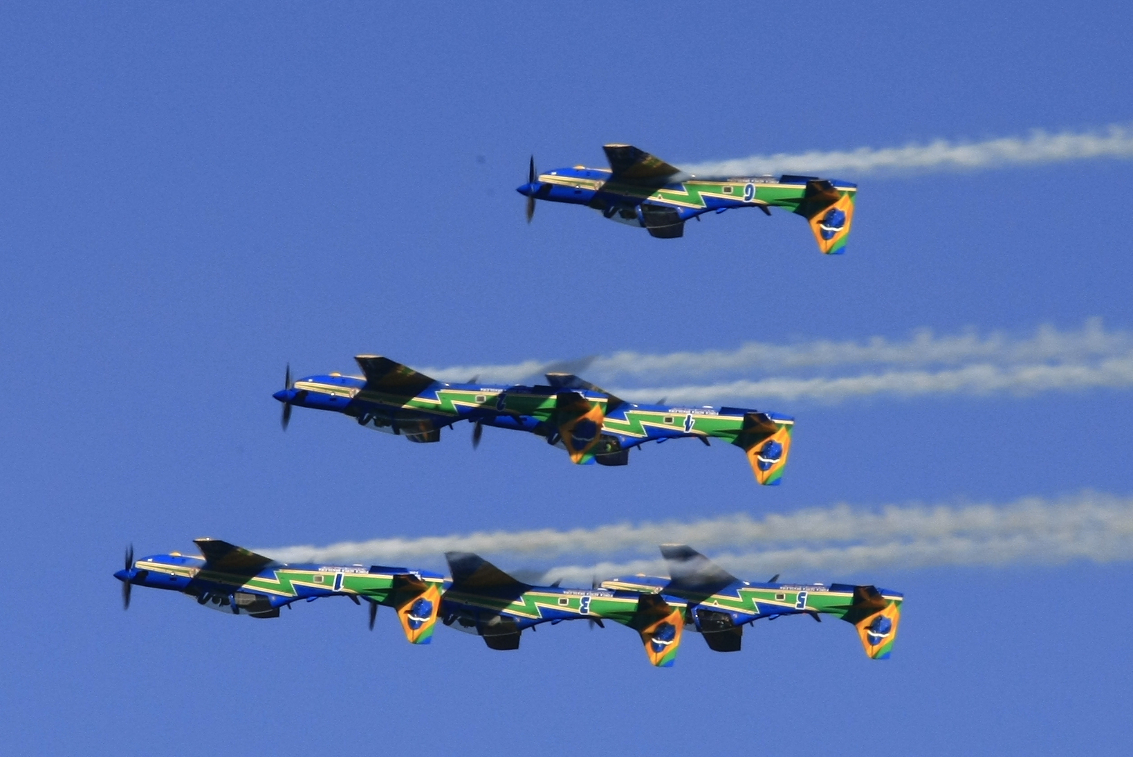 Domingo Aéreo acontece neste domingo (30) no DCTA, em São José dos Campos, com Esquadrilha da Fumaça e atrações