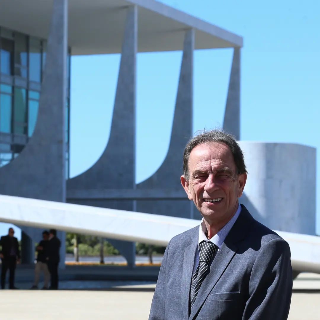 Justiça acata recurso e Piriquito retorna ao cargo