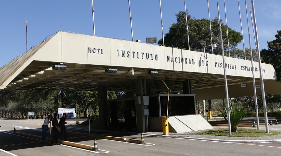 Governo realiza concurso público com 814 vagas, das quais 135 são para o INPE