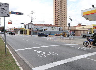 Motos terão bolso exclusivo nos semáforos em São José dos Campos