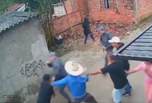Policial Militar troca socos com morador de Jacareí em abordagem