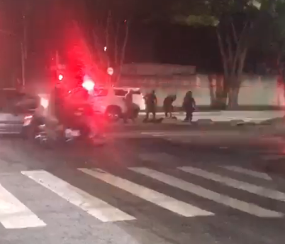 Motociclista fica ferido após queda em perseguição policial em São José dos Campos