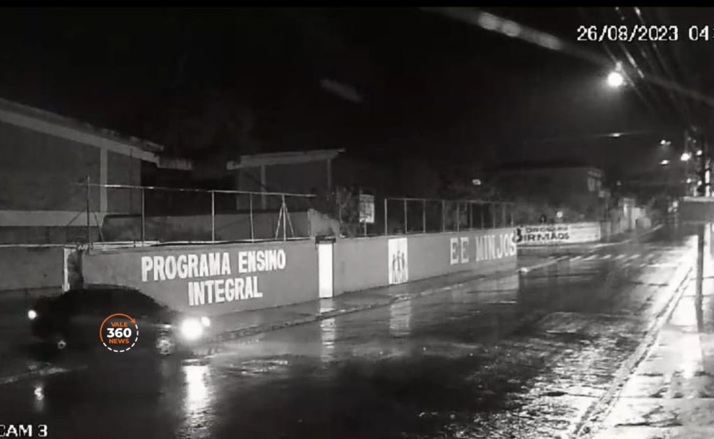 Bandidos têm facilidade para furtar dezenas de eletrônicos de escola em Caçapava