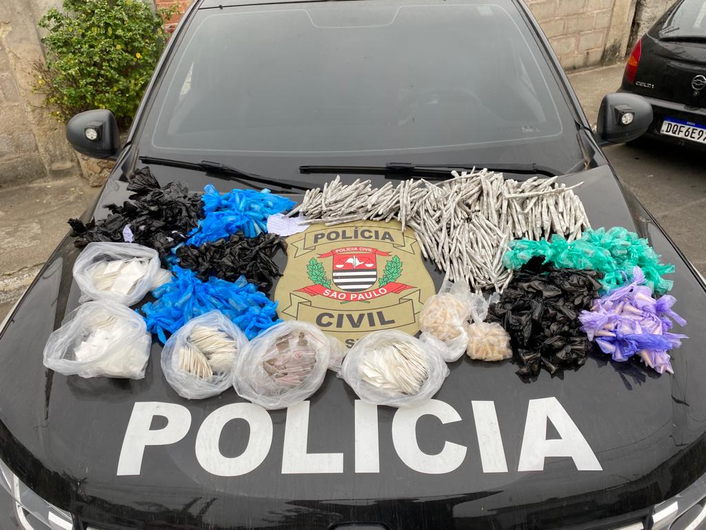 Polícia Civil de Caçapava identifica "casa bomba" e encontra grande quantidade drogas