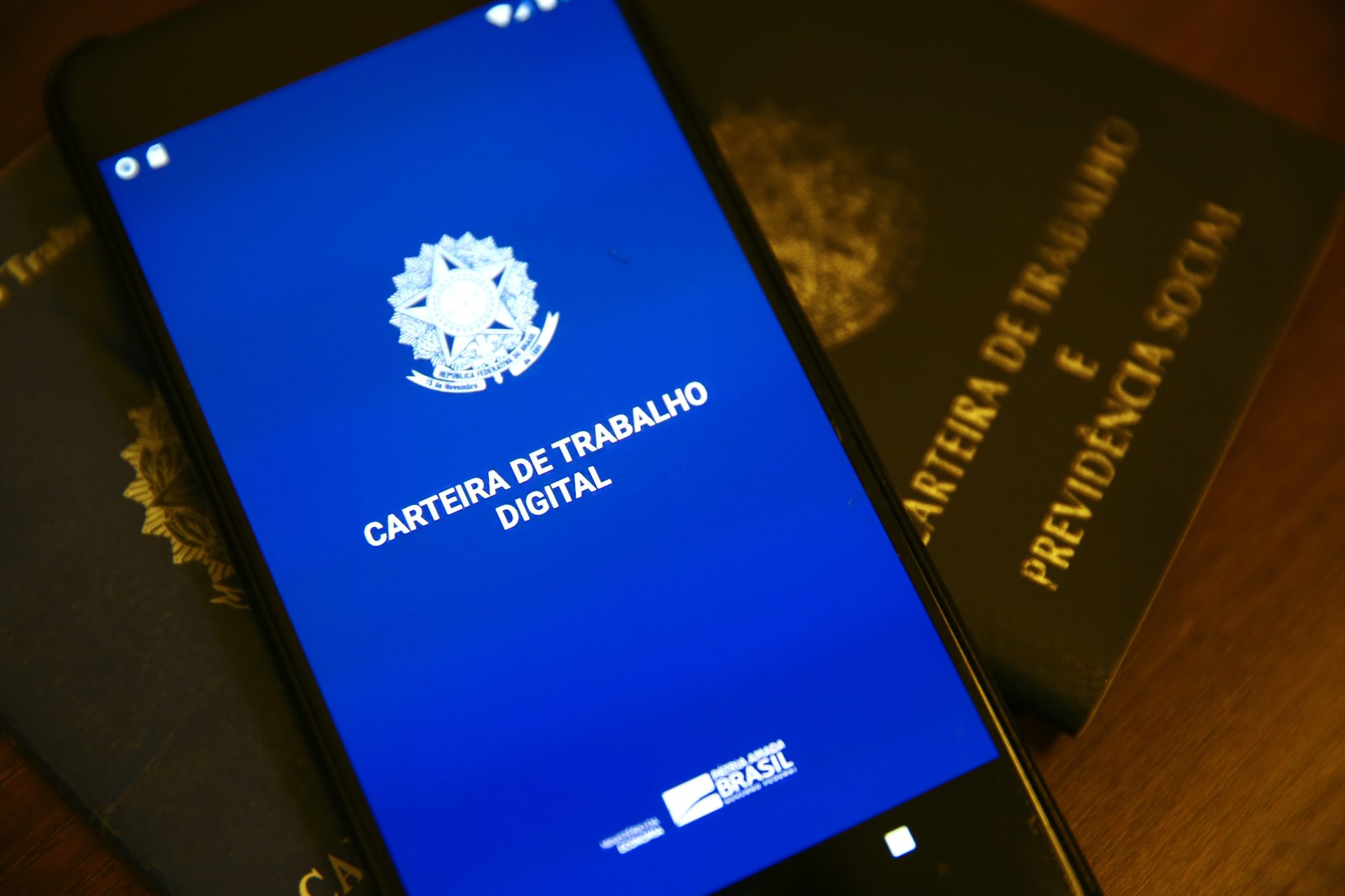 Empresa abre 100 vagas de trabalho em Taubaté. Saiba como concorrer