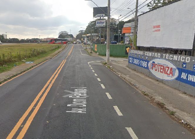 Motociclista, de 19 anos, bate em poste e morre em Taubaté. Garupa fica ferida