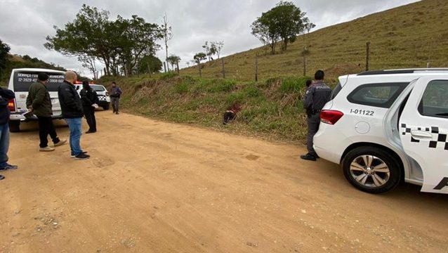Irmãos adolescentes são apreendidos suspeitos de morte de homem em São José dos Campos