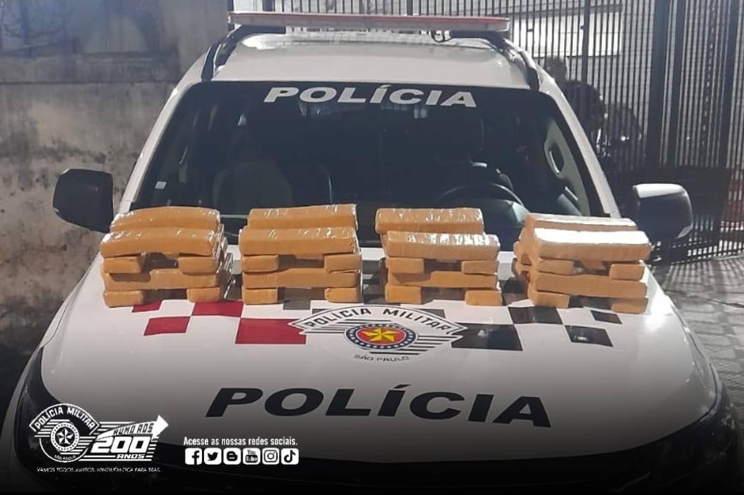 Motorista de aplicativo é preso com 30 kg de drogas em Pinda