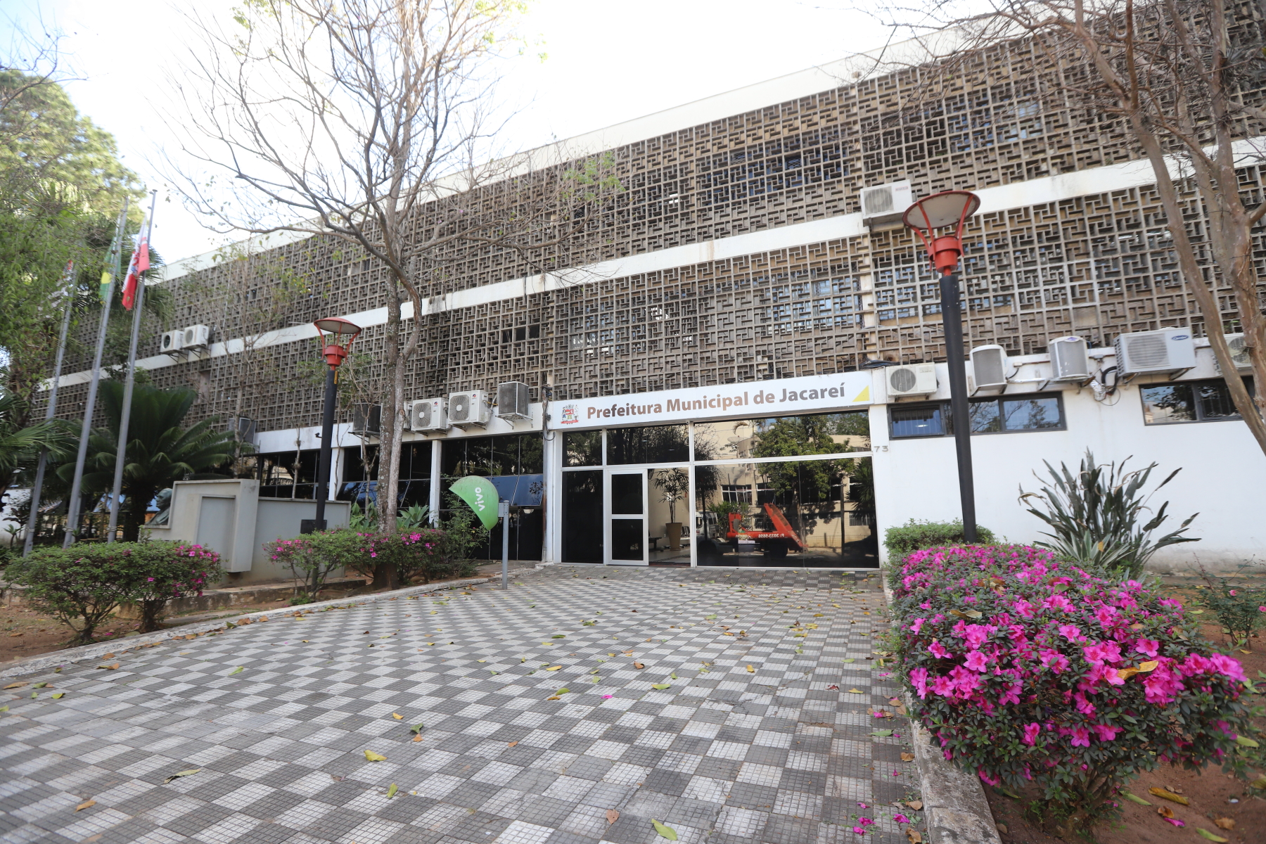 Prefeitura de Jacareí abre concurso
