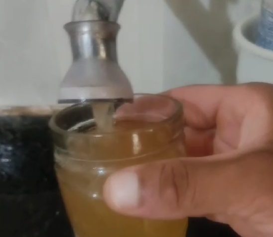 água com gosto e cheiro de cloro em São José