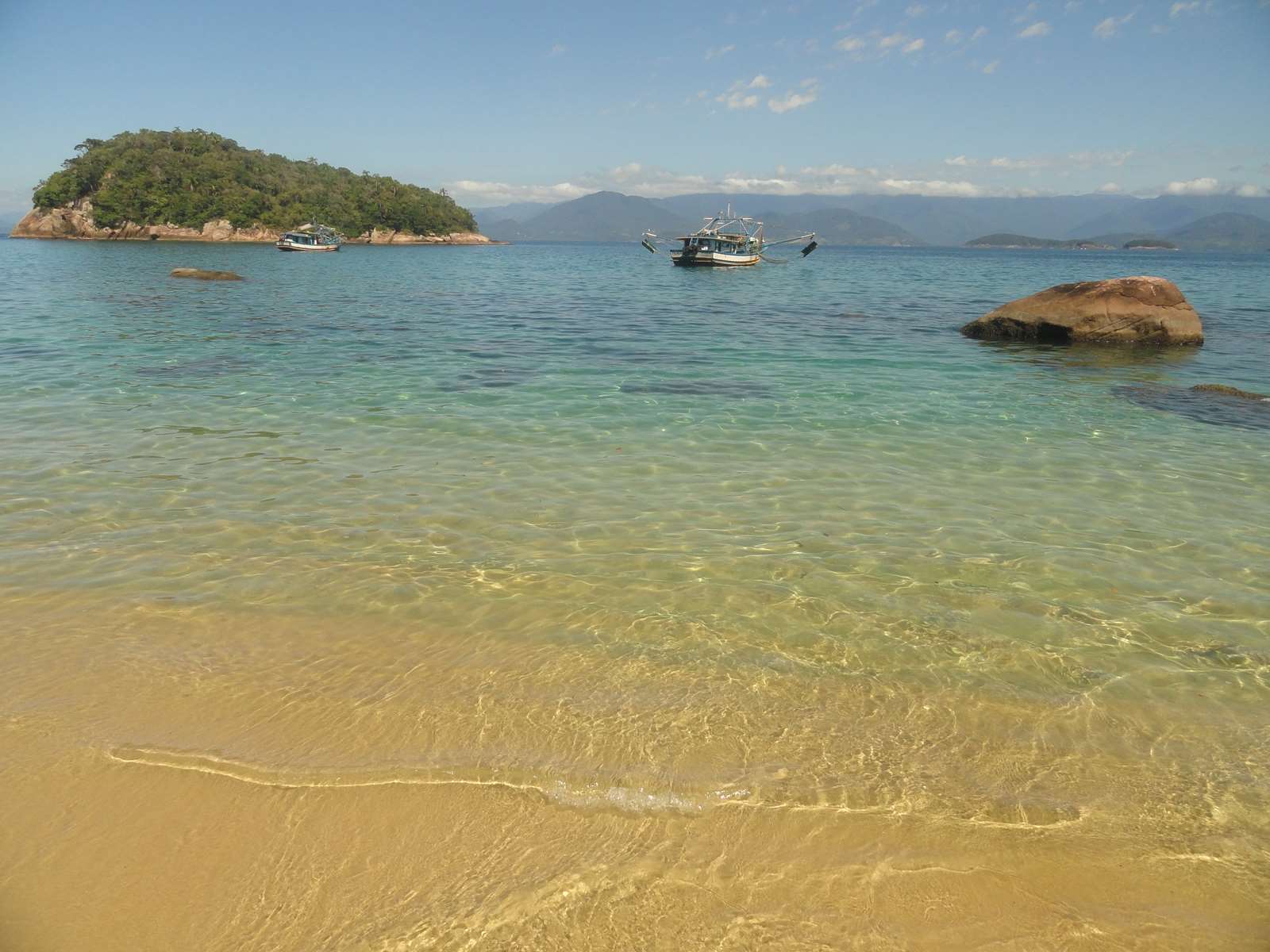 Seu próximo destino: Ilha das Couves ou Ilha Anchieta em Ubatuba