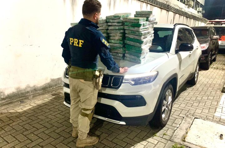 PRF apreende quase 200 kg de drogas na Via Dutra em Taubaté