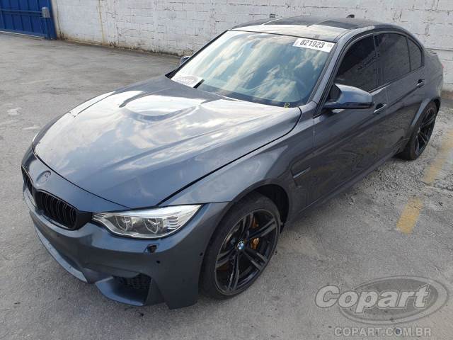 Leilão especial tem carros de luxo e caminhões. Saiba mais