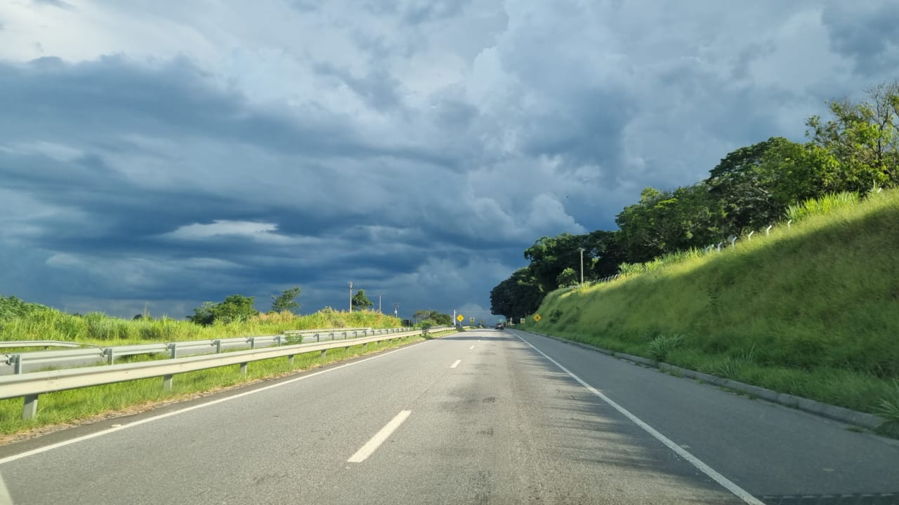 Aviso de Chuvas Intensas no Vale do Paraíba e Litoral Norte