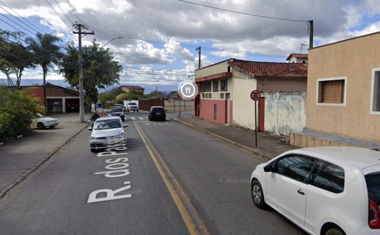Homem é agredido a pauladas e alvejado por tiros por desavença em Taubaté