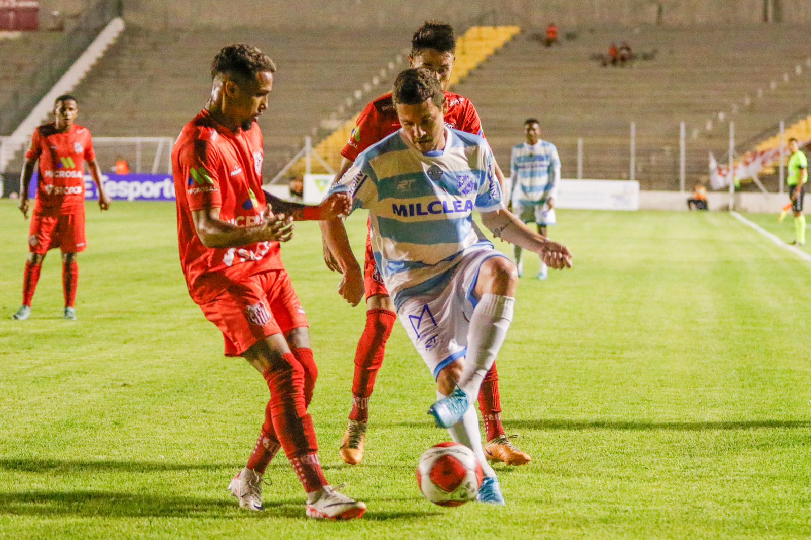 Taubaté arranca empate milagroso contra o Capivariano com gol aos 48 do 2º tempo