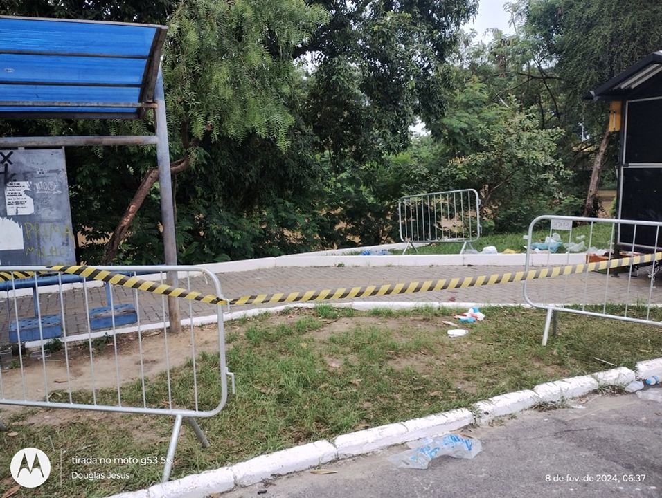 Confusão na Avenida do Carnaval em Guaratinguetá deixa jovem morto a tiros e outro ferido