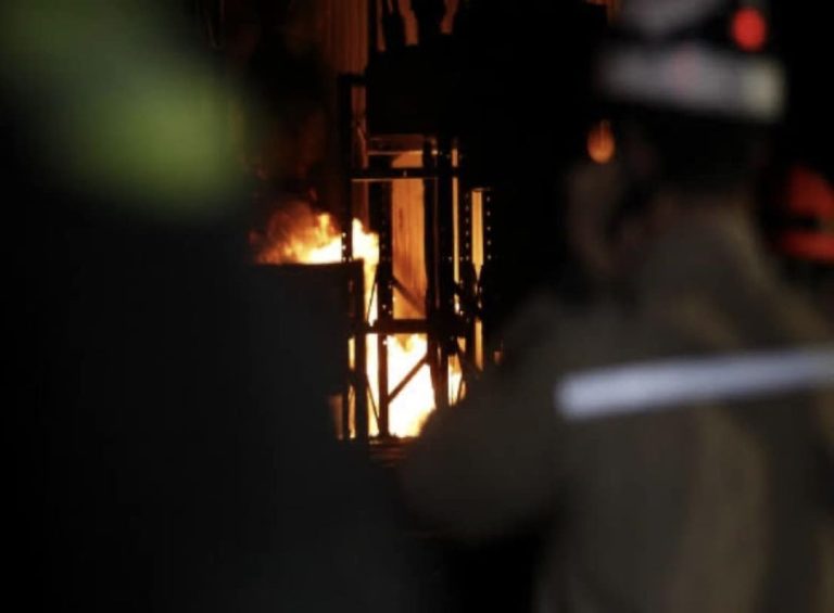 Explosão em subestação deixa parte de Ilhabela sem Energia