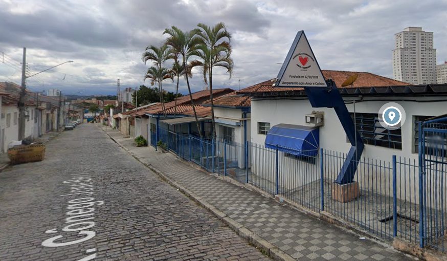 Recém-nascido é abandonado dentro de mochila no centro de Jacareí