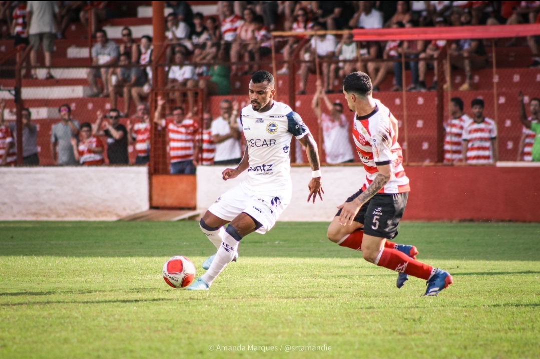 São José empata fora contra o Linense e espera jogos do domingo para saber se está classificado