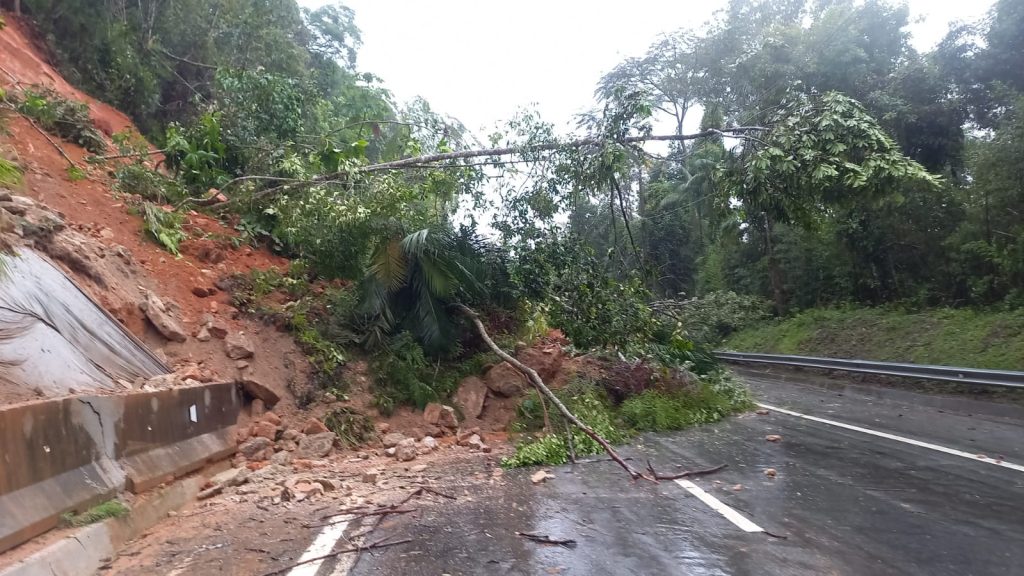 Fechamento Preventivo da Serra Antiga da Tamoios Salva Vidas