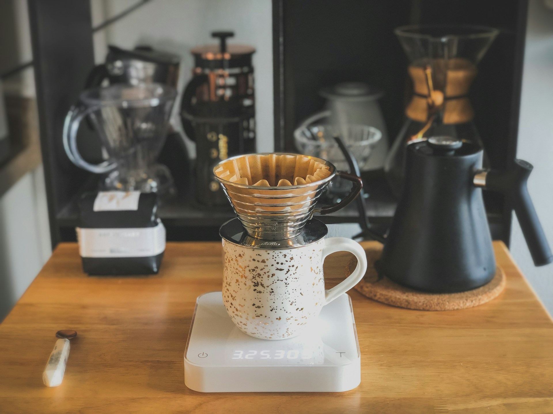 O Segredo por Trás de um Café Perfeito: Desvendando as Cafeteiras de Cápsula
