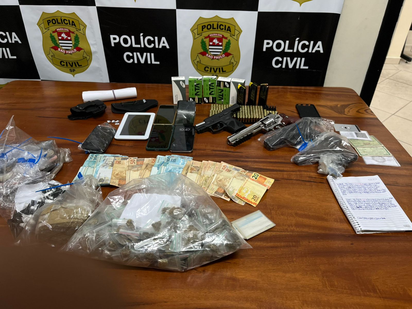 Operação da polícia em Ubatuba