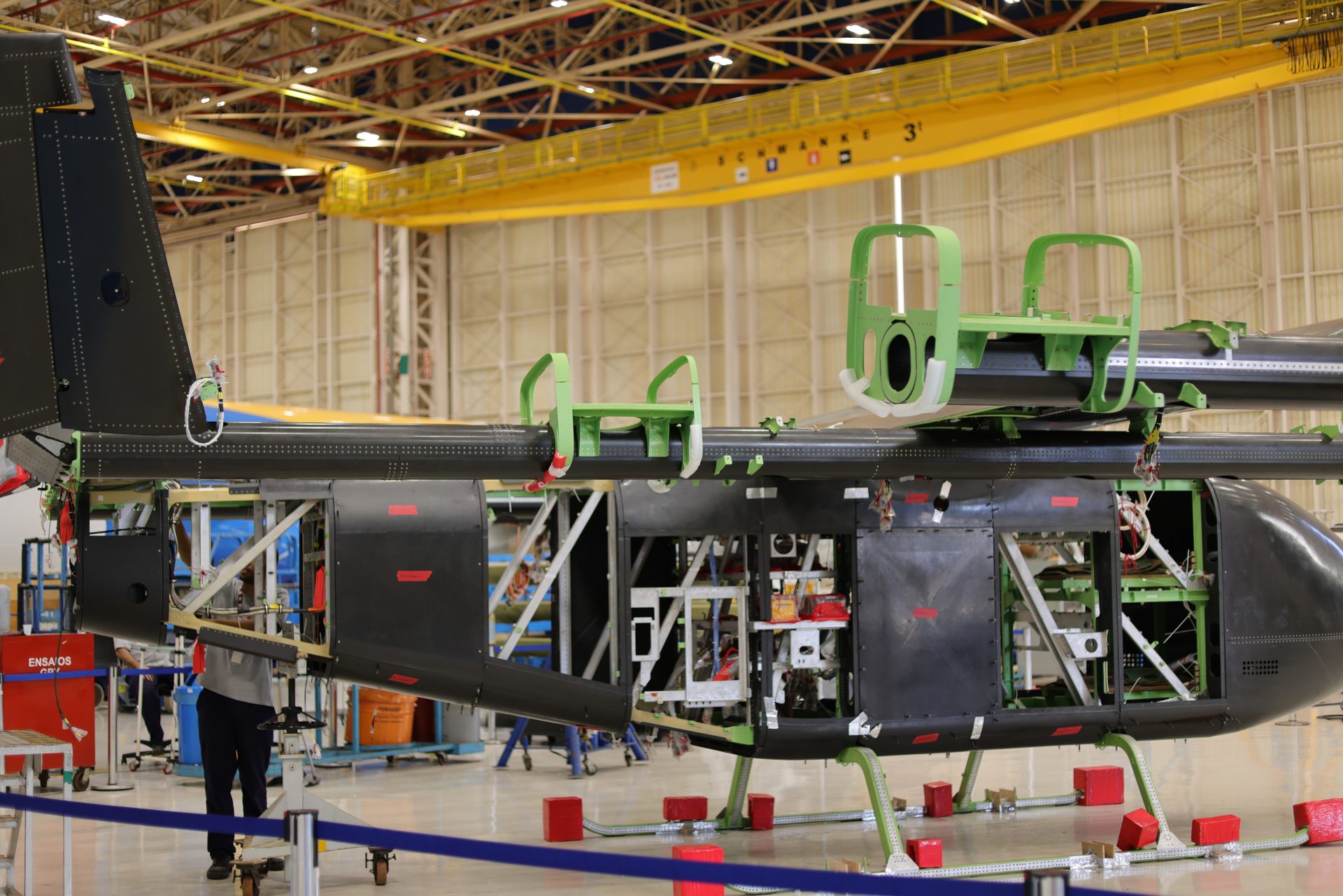 Embraer mostra mais detalhes do carro voador que está sendo produzido em Taubaté