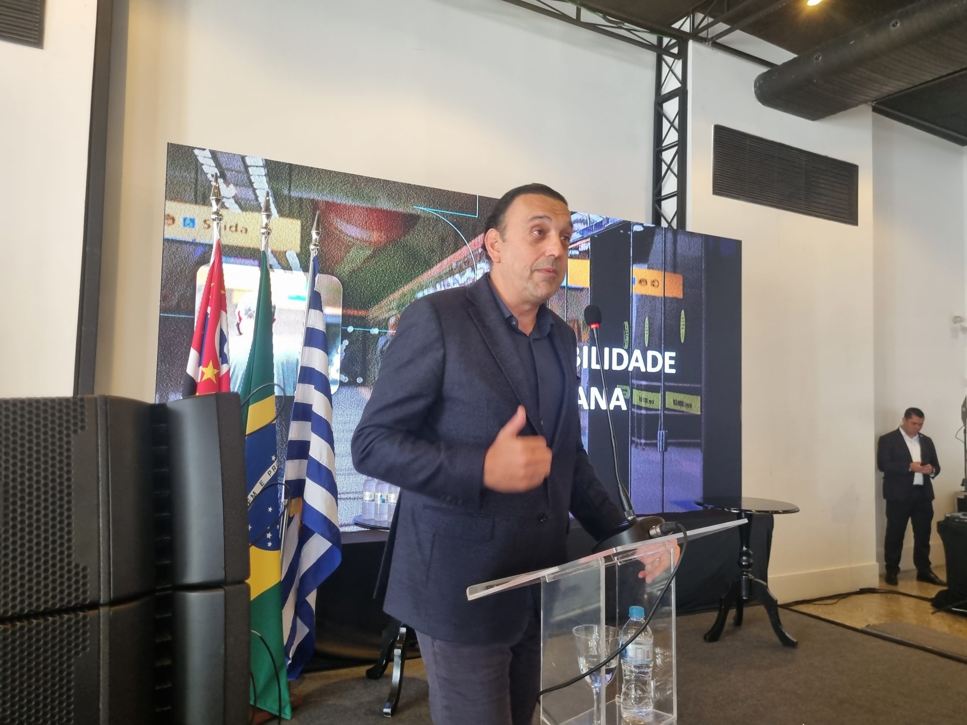 Felício Ramuth (PSD) reafirma que Valdemar Costa Neto (PL) é controverso e evita entrar em detalhes sobre a transferência do título de Tarcísio para São Paulo