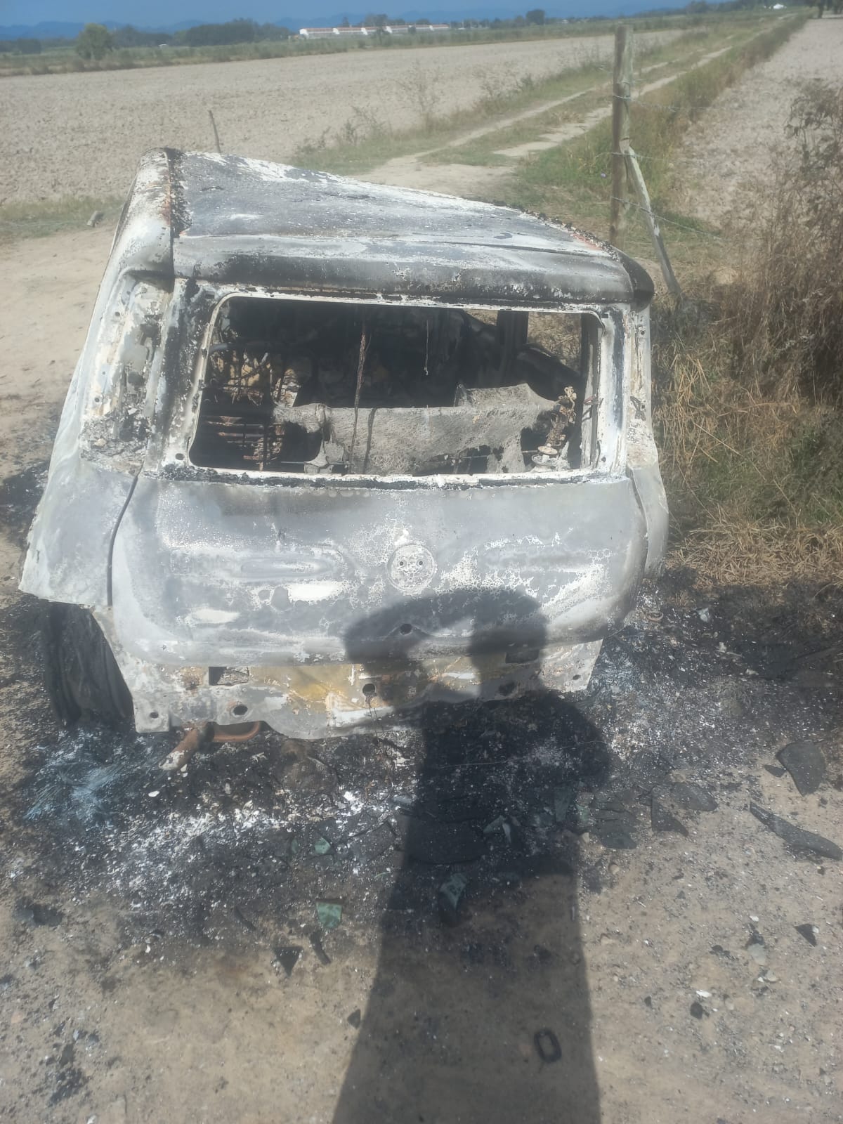 Motorista de aplicativo é executado e tem corpo carbonizado em Canas