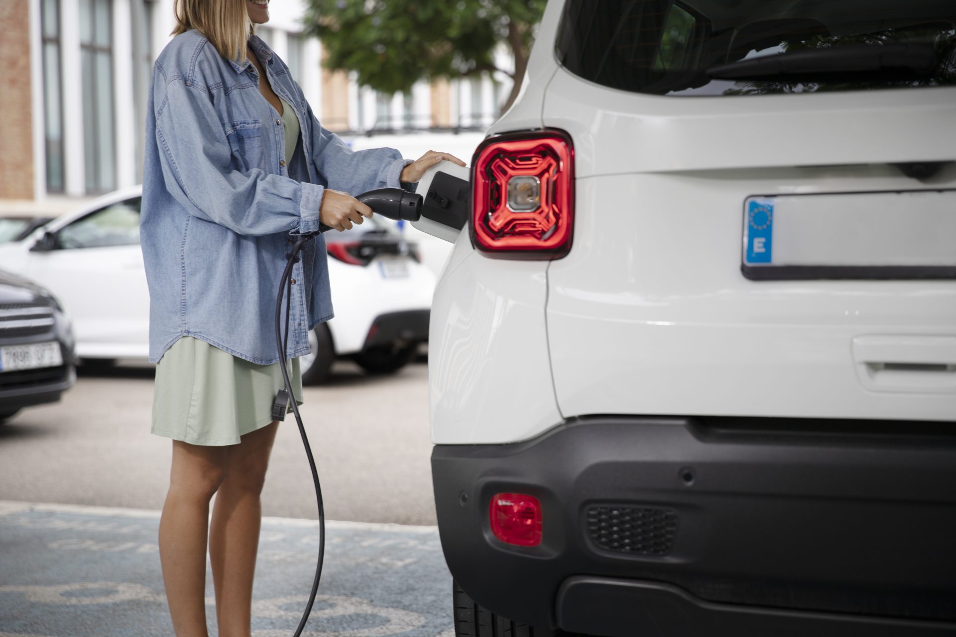 Alesp vota isenção do IPVA para carros híbridos, inclusive flex. Entenda como isso te afeta