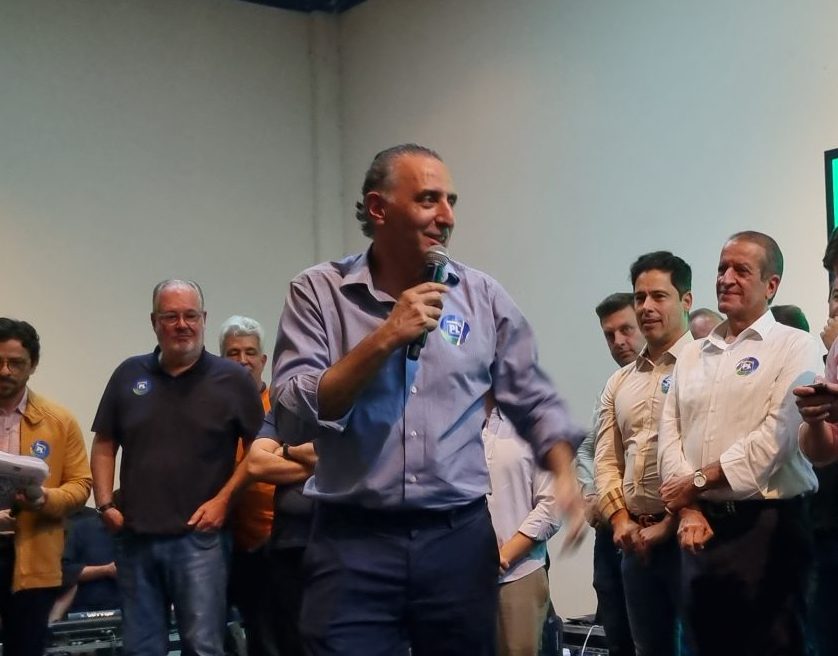 Cury (PL) faz exigências e não decidiu se irá ao debate da Band