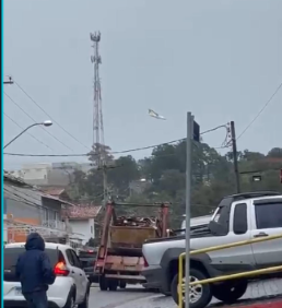 Avião cai na região de Campinas