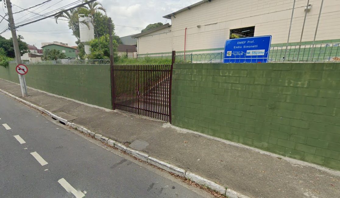 escola municipal de Taubaté