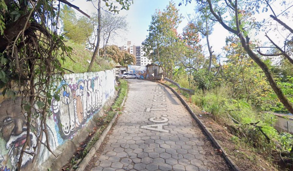 Homem baleado em São José dos Campos era procurado pela Justiça; autor do crime segue foragido