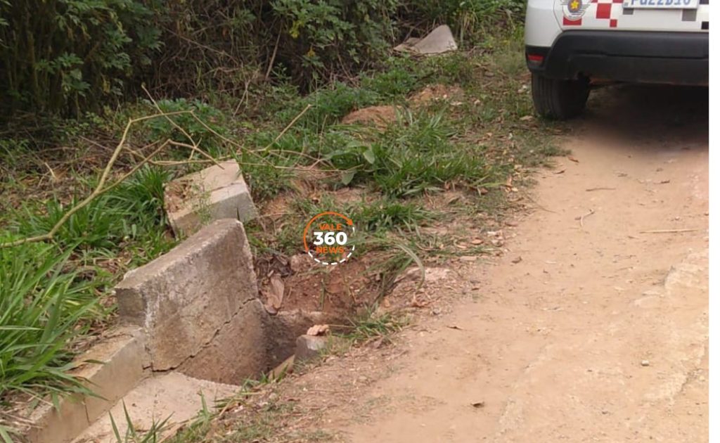Idoso morre ao cair em bueiro sem tampa em rua de Caçapava 1 bueiro sem tampa